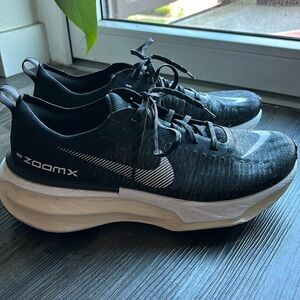 Nike Invincible 3 - size 11